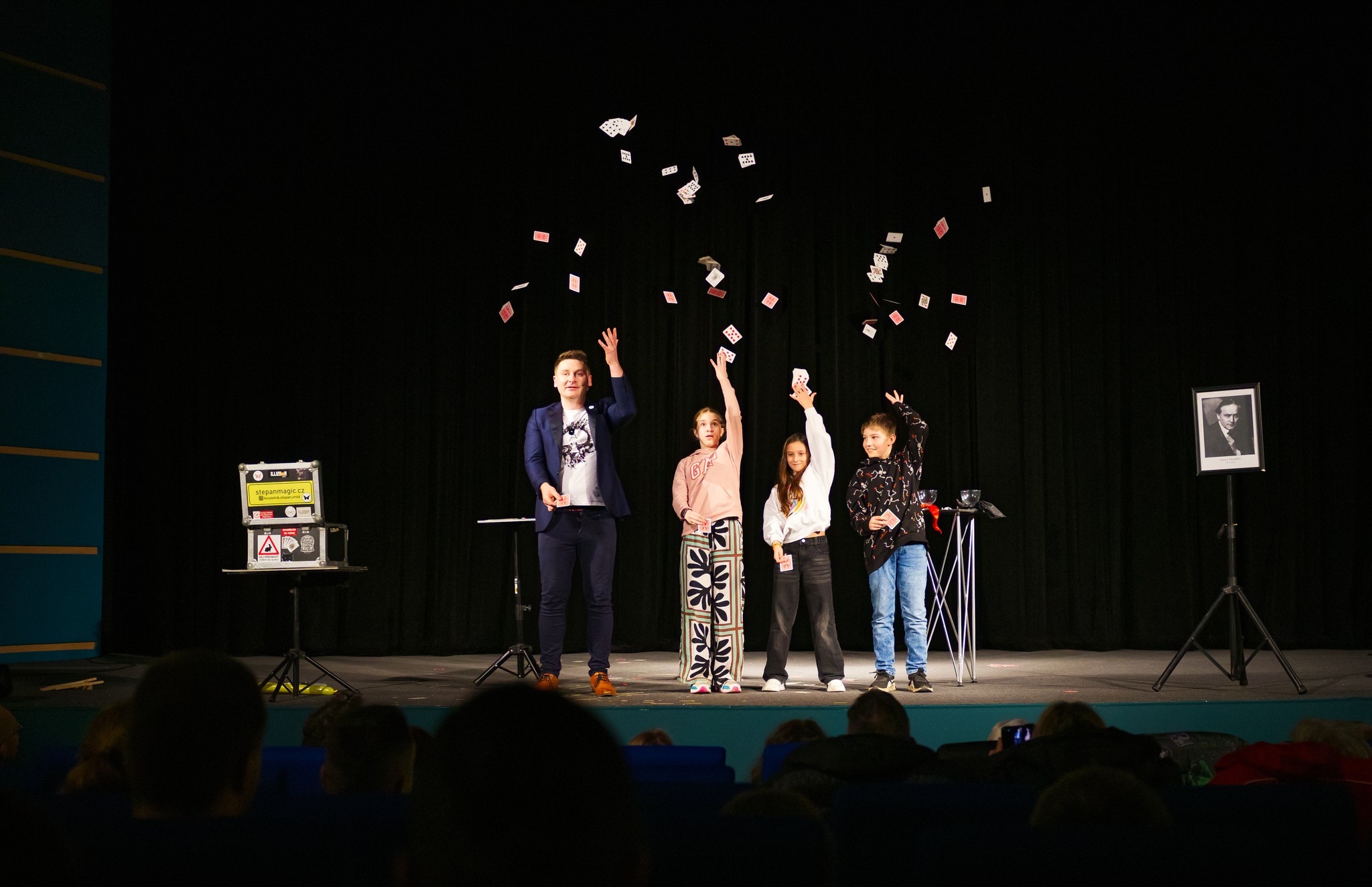 Kouzelník Štěpán Šmid - Kouzelnické představení 