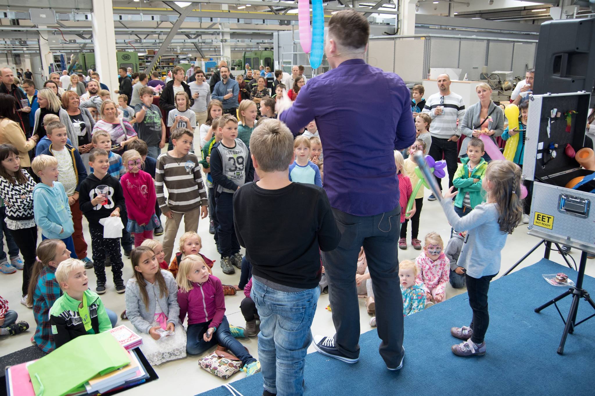 Kouzelník Štěpán Šmid - Kouzelník pro děti i dospělé na family day, Semily